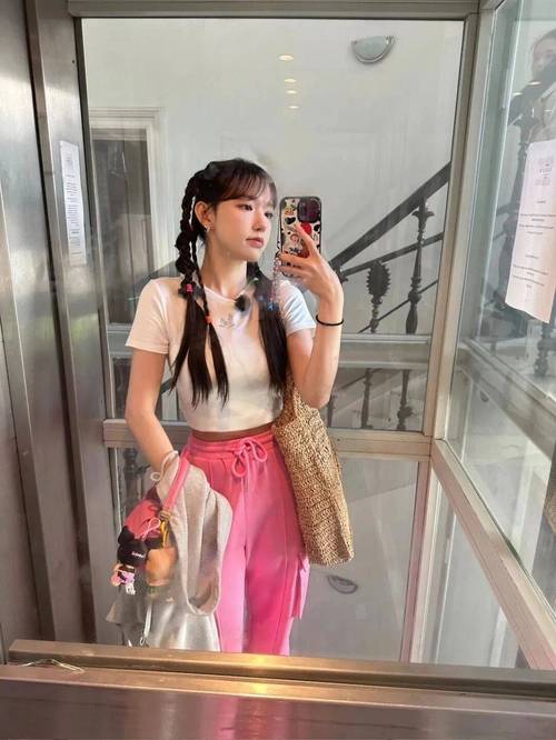 女生下体瘙痒有黄色分泌物的相关介绍