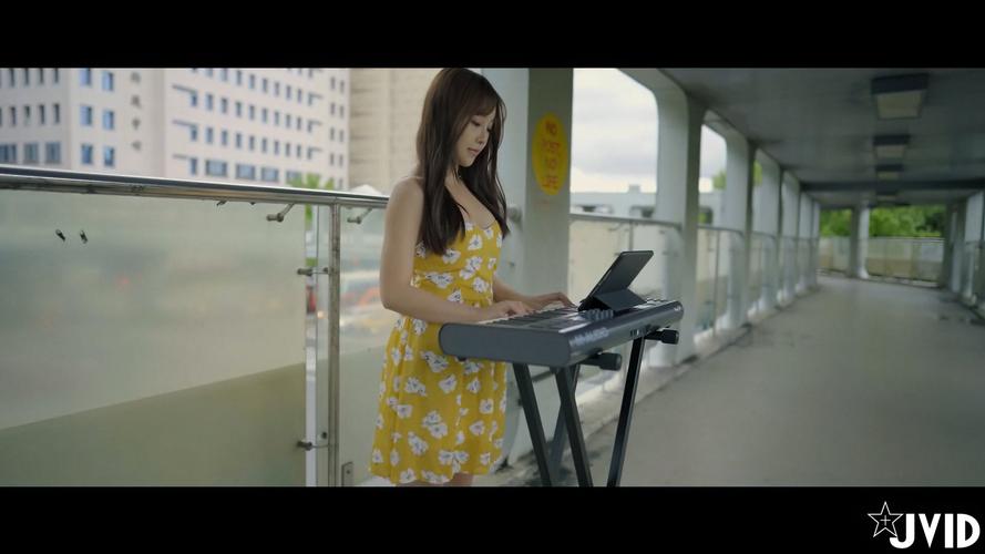 熟女人妻在线一区的相关介绍