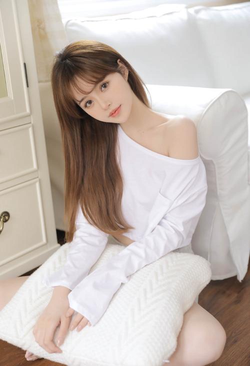 女性私处流黄色分泌物的相关介绍