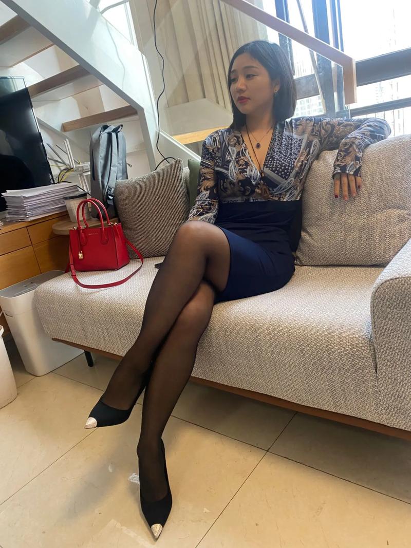 老师扒开让我x了一夜的相关介绍