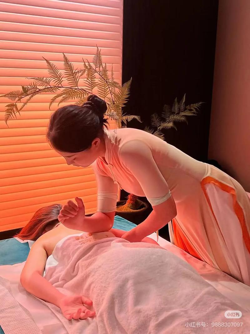 精品人妻少妇自拍的相关介绍