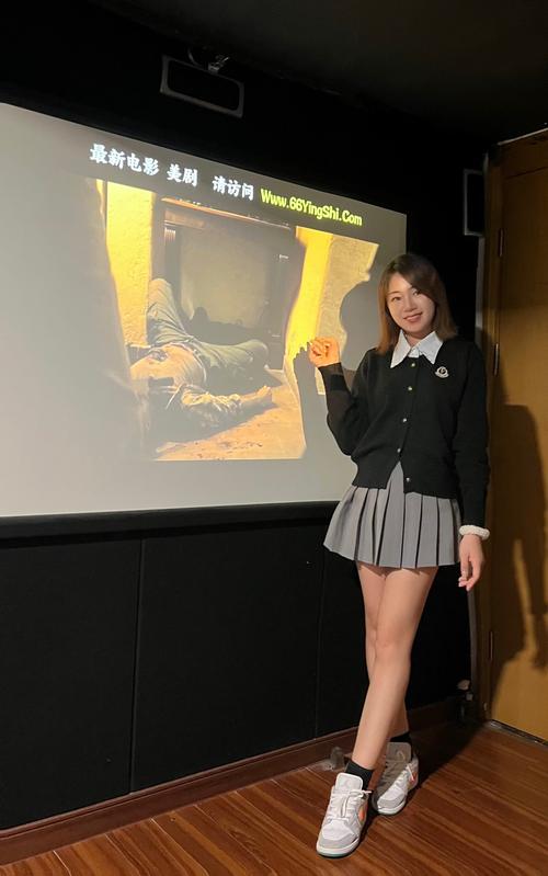 女性分泌物黄色是怎么回事用什么药的相关介绍