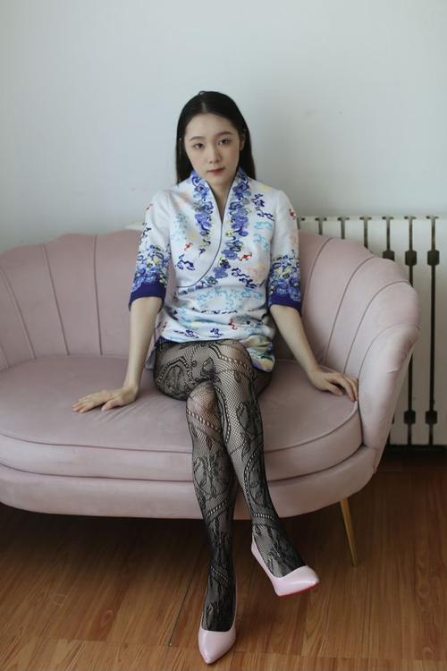 精品人妻少妇的相关介绍