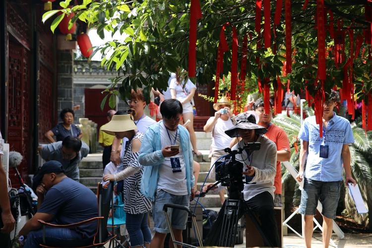 365亚洲人成影院的相关介绍