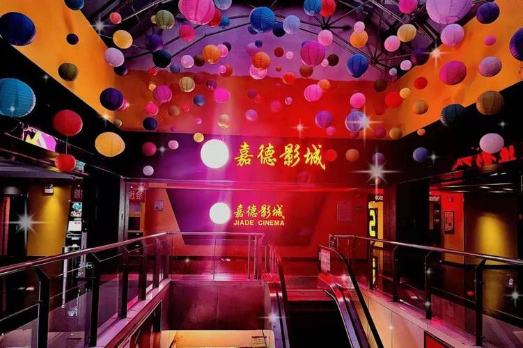 舔老师逼的相关介绍