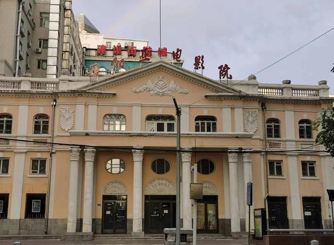邻居哥哥小说的相关介绍