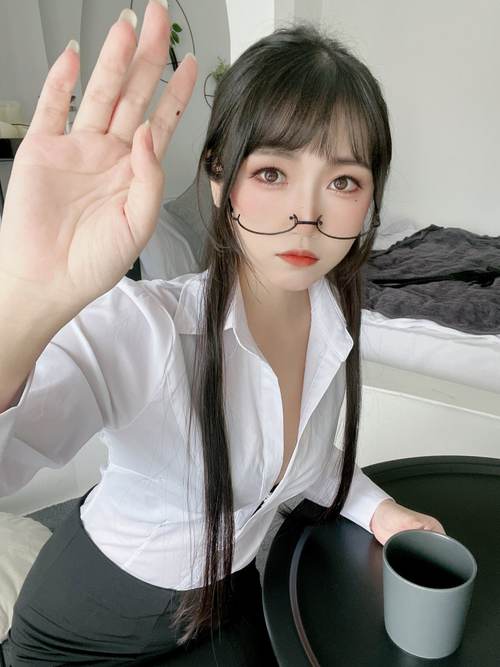 99久久精品人妻少妇一的相关介绍