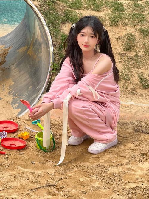 久久久精品精品久久久的相关介绍