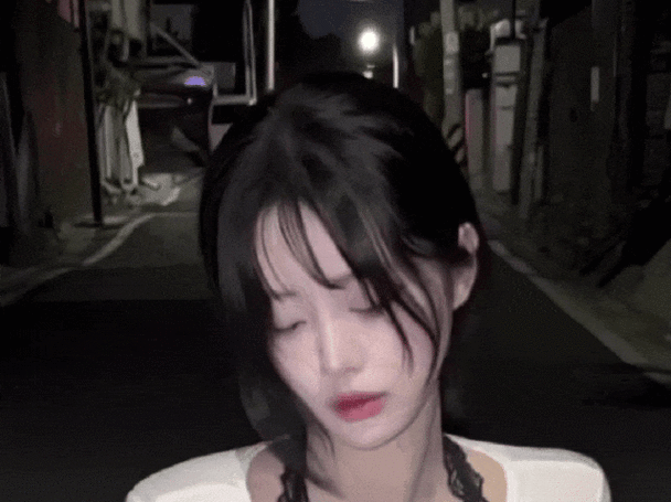 狂操美女老师视频的相关介绍