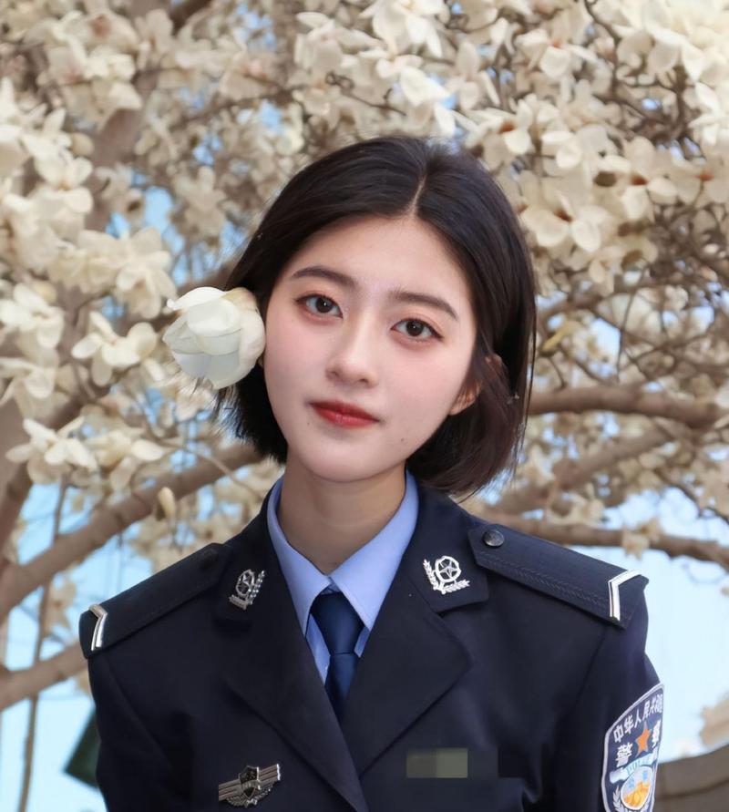 美女老师操的相关介绍